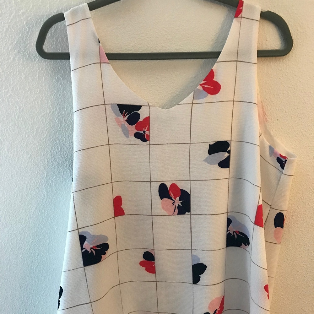 Halogen Shell Tank Top - Picture 2 of 6